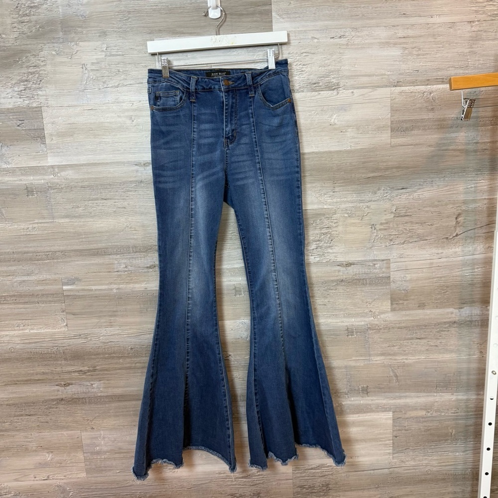 Judy Blue JB8490 High Rise Seamed Front Raw Hem Flare Jeans size 7 - Picture 10 of 10